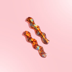 Flecked Acetate Wave Snap Clips